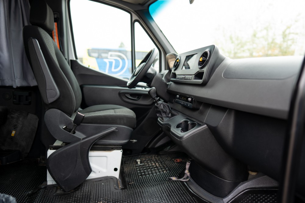 Mercedes-Benz SPRINTER 517 CDI MINIBUS — foto 10